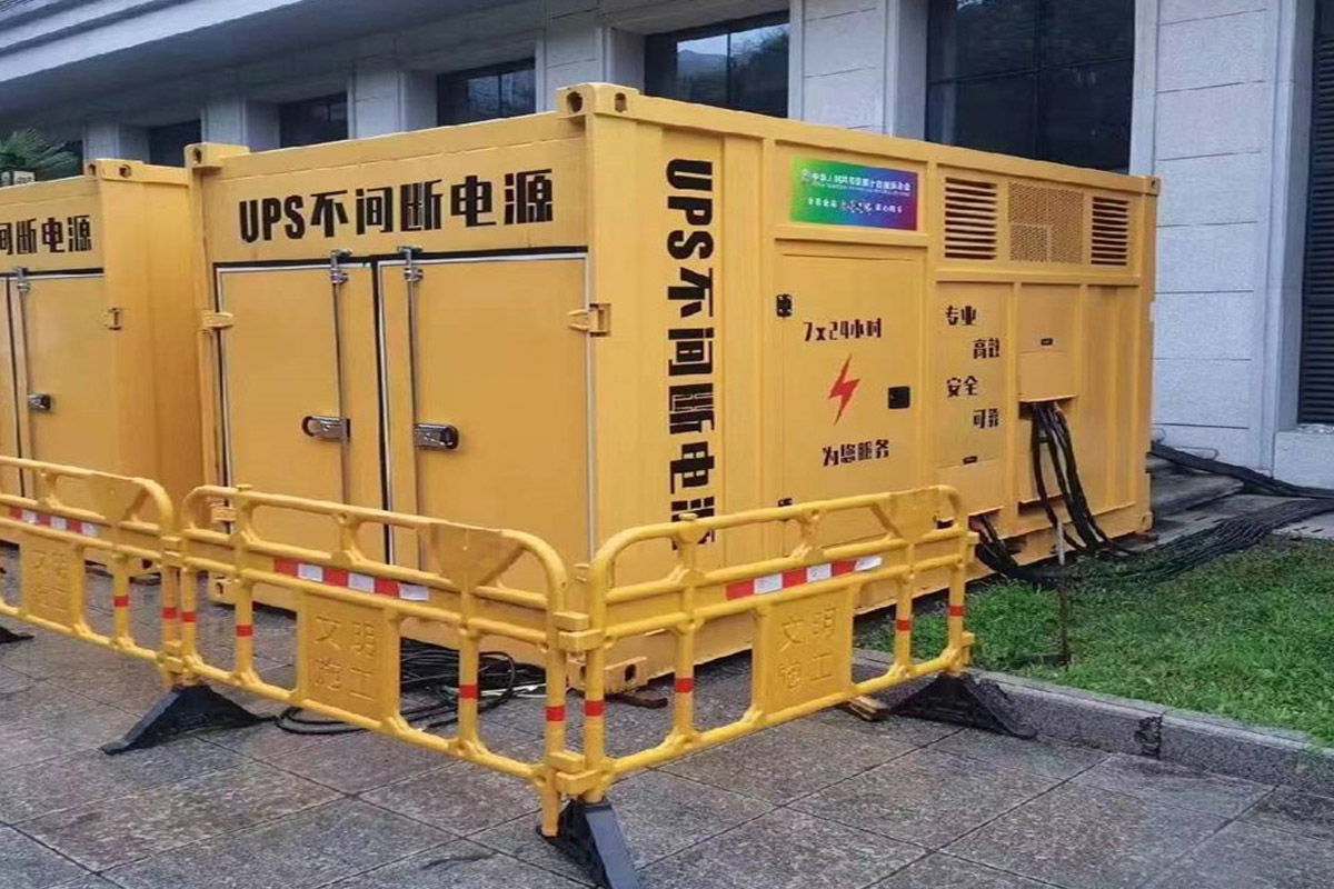 镇宁发电机租赁施工现场
